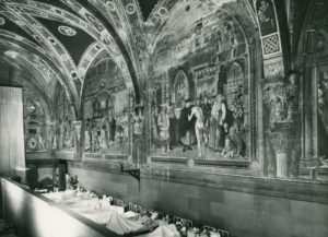 europa, italia, toscana, siena, affreschi dell'ospedale di santa maria della scala, 1965